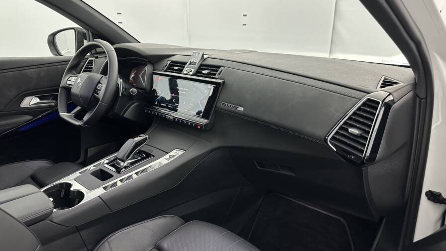 Mandataire Automobile occasion, recherche de Ds Ds7-crossback-1-6-hybride-e-tense-300-eat8-4x4-rivoli - E-Motors