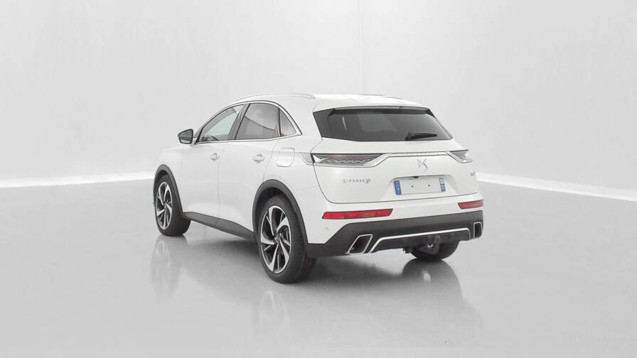 Mandataire Automobile occasion, recherche de Ds Ds7-crossback-1-6-hybride-e-tense-300-eat8-4x4-rivoli - E-Motors