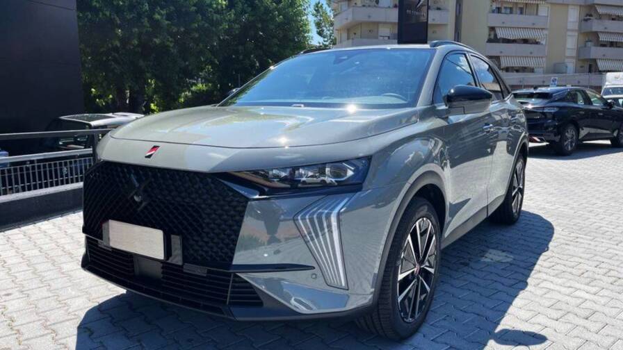 Avis-mandataire-auto-Emotors-Ds-Ds7-Bluehdi-130-eat8-performance-line-plus-cam-plus-hml.