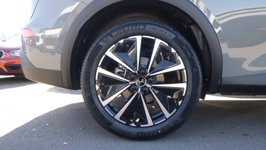 Mandataire Automobile neuf, recherche de Ds Ds-7-bluehdi-130-eat8-pallas - E-Motors