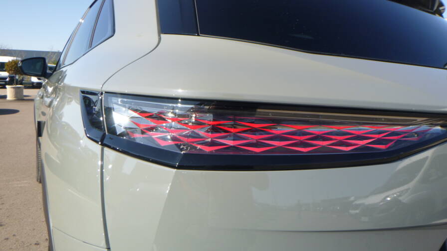 Mandataire Automobile neuf, recherche de Ds Ds-7-bluehdi-130-eat8-pallas - E-Motors