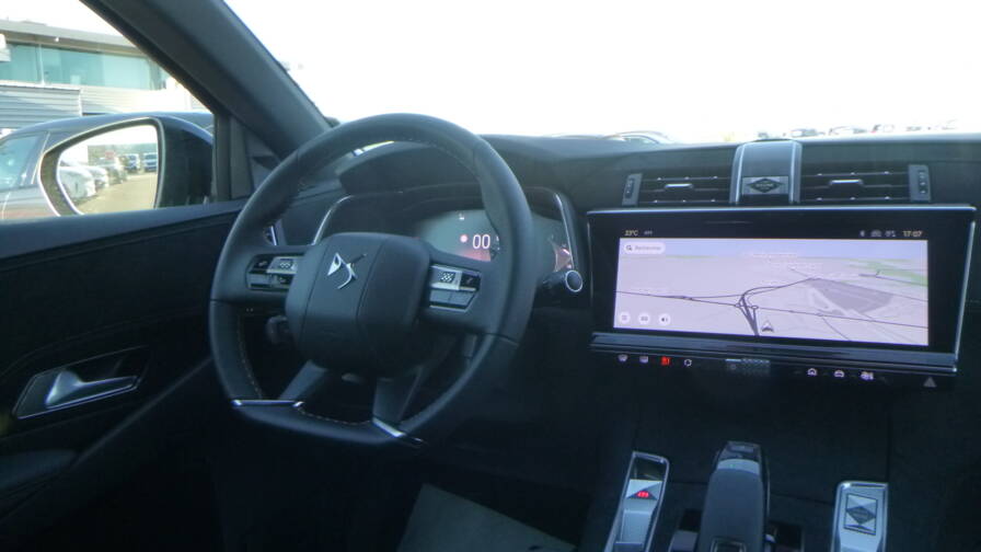 Mandataire Automobile neuf, recherche de Ds Ds-7-bluehdi-130-eat8-pallas - E-Motors