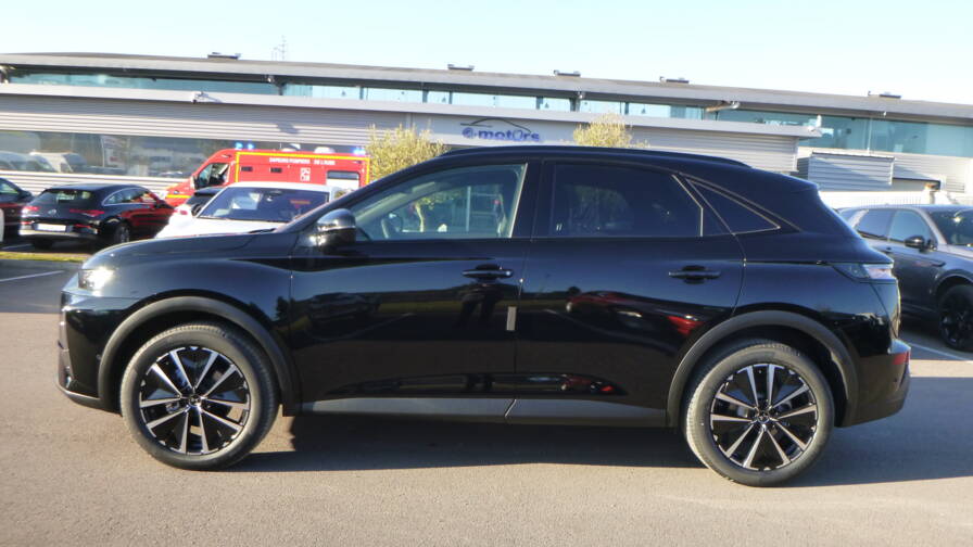 Mandataire Automobile neuf, recherche de Ds Ds-7-bluehdi-130-eat8-pallas - E-Motors