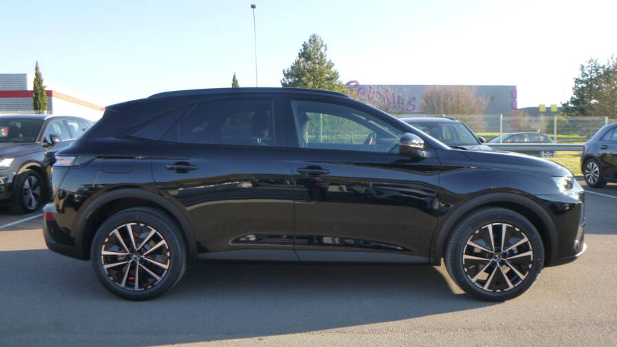 Mandataire Automobile neuf, recherche de Ds Ds-7-bluehdi-130-eat8-pallas - E-Motors