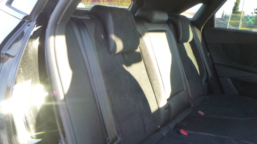 Mandataire Automobile neuf, recherche de Ds Ds-7-bluehdi-130-eat8-pallas - E-Motors