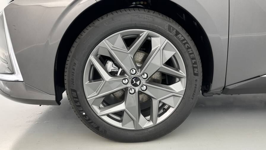 Mandataire Automobile neuf, recherche de Ds Ds4-1-5-bluehdi-130-eat8-pallas - E-Motors