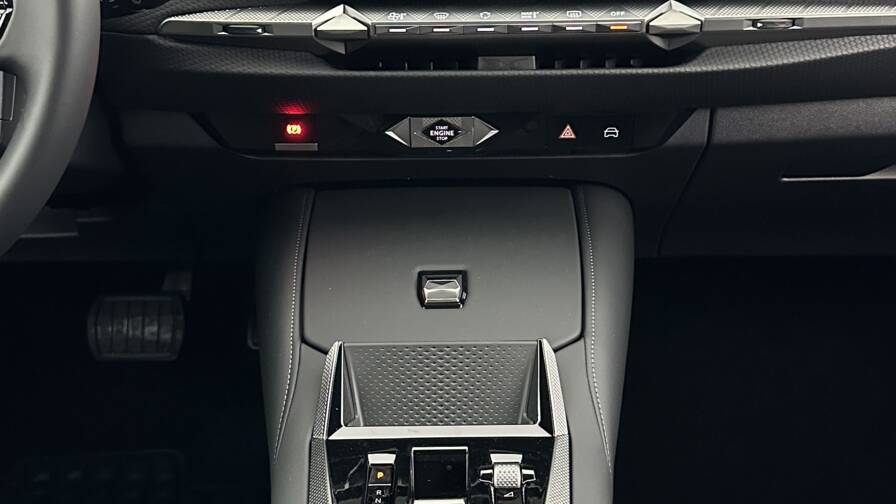 Mandataire Automobile neuf, recherche de Ds Ds4-1-5-bluehdi-130-eat8-pallas - E-Motors