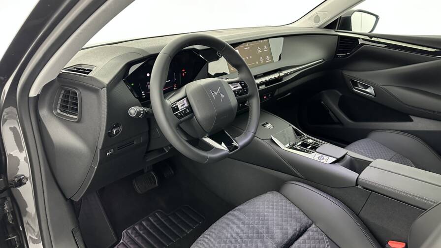 Mandataire Automobile neuf, recherche de Ds Ds4-1-5-bluehdi-130-eat8-pallas - E-Motors