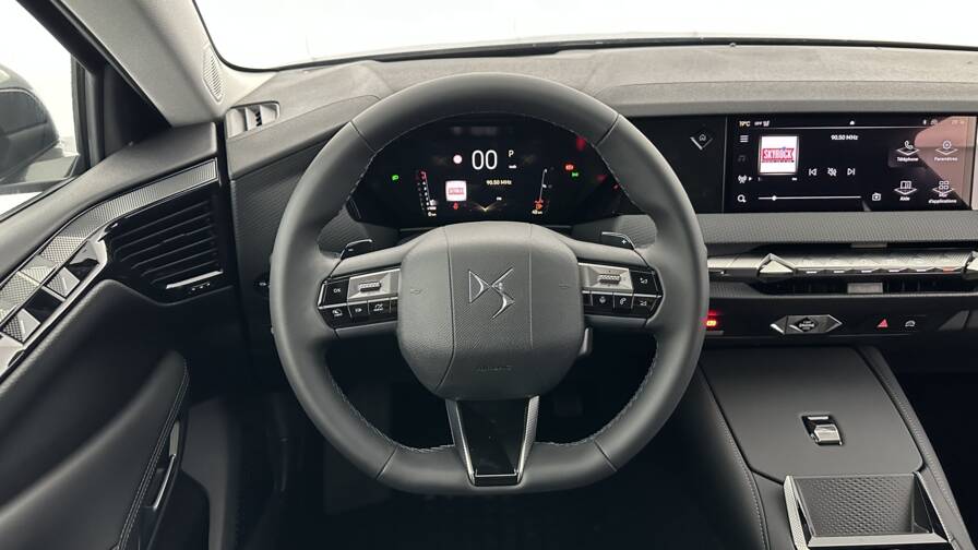 Mandataire Automobile neuf, recherche de Ds Ds4-1-5-bluehdi-130-eat8-pallas - E-Motors