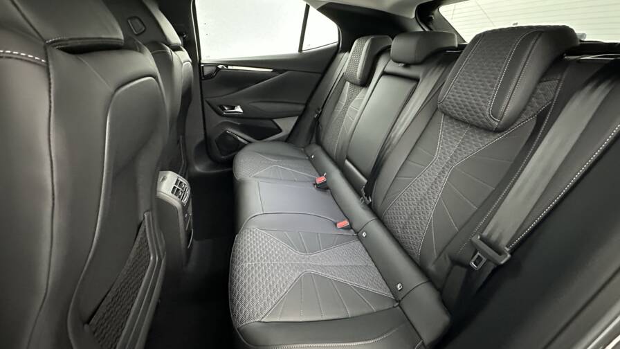 Mandataire Automobile neuf, recherche de Ds Ds4-1-5-bluehdi-130-eat8-pallas - E-Motors