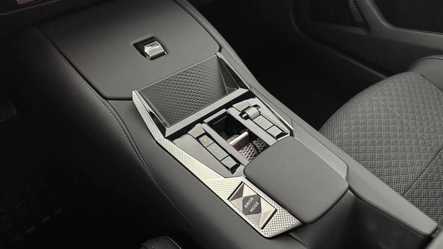 Mandataire Automobile neuf, recherche de Ds Ds4-1-5-bluehdi-130-eat8-pallas - E-Motors