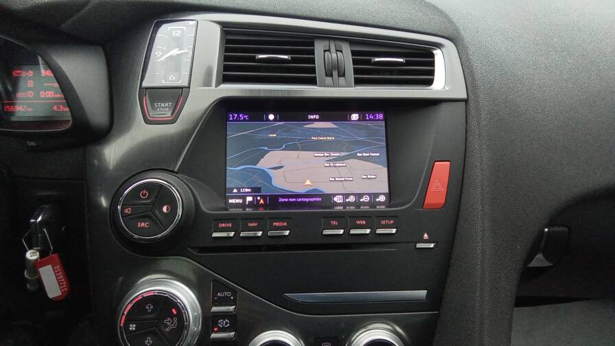 Mandataire Automobile occasion, recherche de Ds Ds5-bluehdi-150-s-s-bvm6-sport-chic - E-Motors