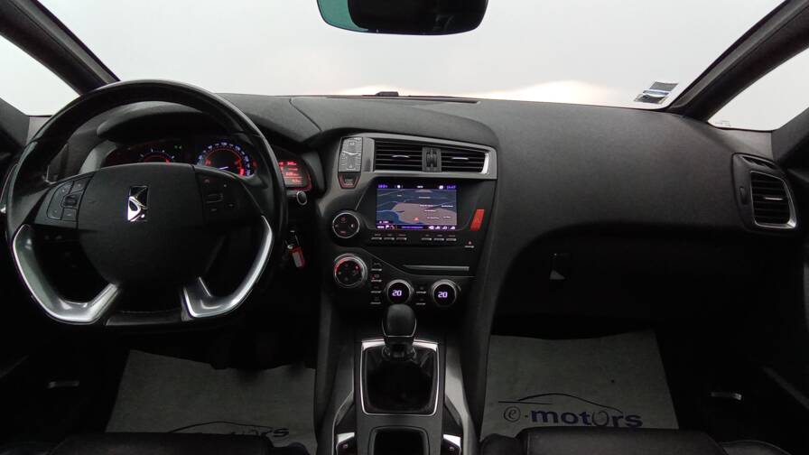 Mandataire Automobile occasion, recherche de Ds Ds5-bluehdi-150-s-s-bvm6-sport-chic - E-Motors