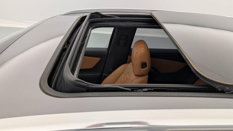 Mandataire Automobile occasion, recherche de Ds Ds7-crossback-hybride-e-tense-300-eat8-4x4-rivoli - E-Motors