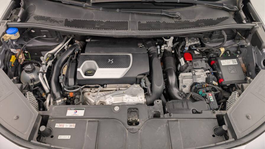 Mandataire Automobile occasion, recherche de Ds Ds7-crossback-hybride-e-tense-300-eat8-4x4-rivoli - E-Motors