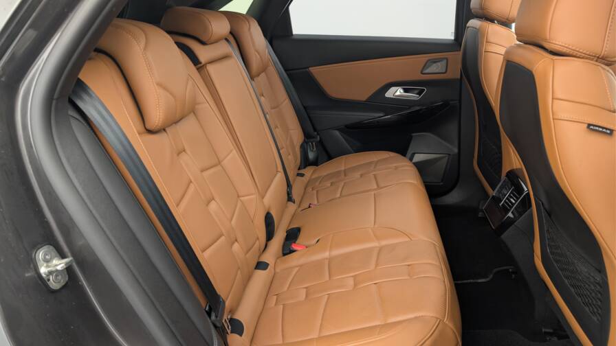 Mandataire Automobile occasion, recherche de Ds Ds7-crossback-hybride-e-tense-300-eat8-4x4-rivoli - E-Motors