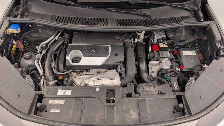 Mandataire Automobile occasion, recherche de Ds Ds7-crossback-hybride-e-tense-300-eat8-4x4-rivoli - E-Motors