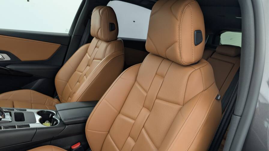 Mandataire Automobile occasion, recherche de Ds Ds7-crossback-hybride-e-tense-300-eat8-4x4-rivoli - E-Motors