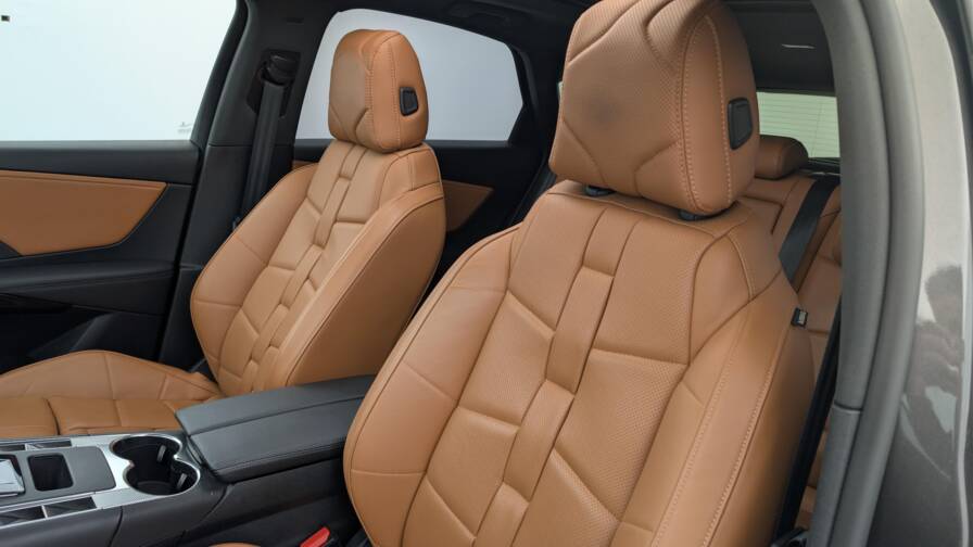 Mandataire Automobile occasion, recherche de Ds Ds7-crossback-hybride-e-tense-300-eat8-4x4-rivoli - E-Motors