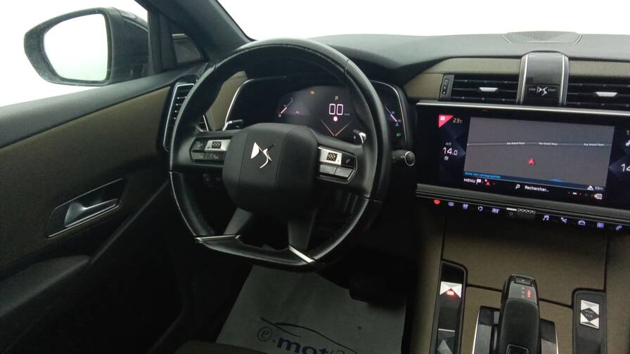 Mandataire Automobile occasion, recherche de Ds Ds7-crossback-puretech-225-eat8-so-chic - E-Motors