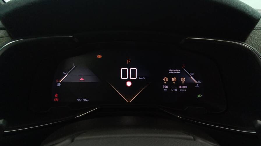 Mandataire Automobile occasion, recherche de Ds Ds7-crossback-puretech-225-eat8-so-chic - E-Motors