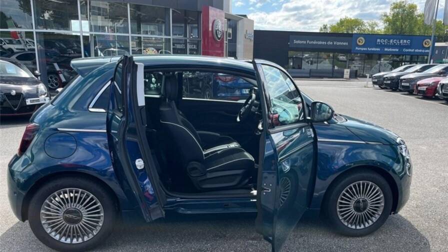 Mandataire Automobile occasion, recherche de Fiat 500-3-plus-1-nouvelle-my23-serie-2-3-plus-1-e-118-ch-nouvelle-500 - E-Motors