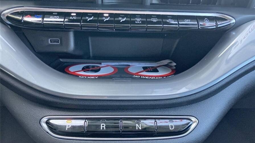 Mandataire Automobile occasion, recherche de Fiat 500-iii-c-e-118-ch-nouvelle-500 - E-Motors