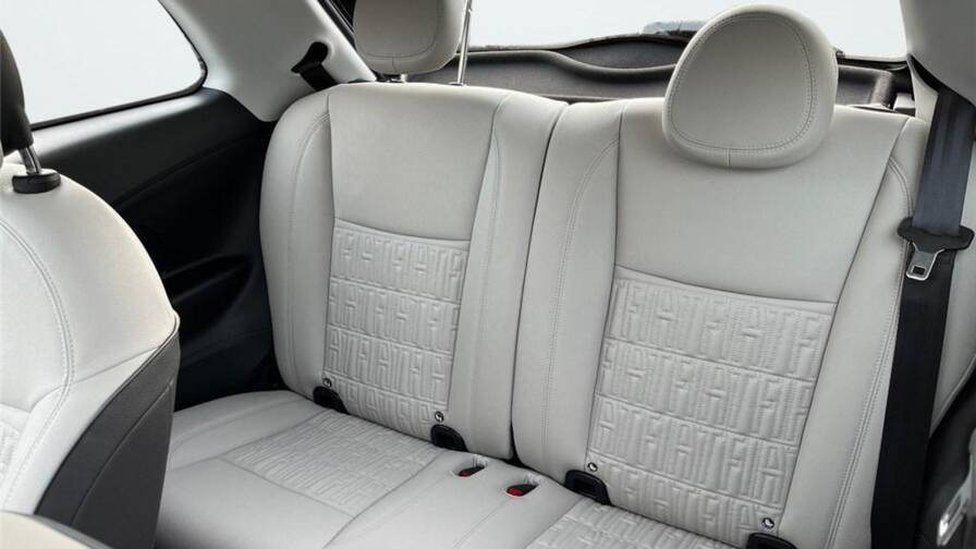 Mandataire Automobile occasion, recherche de Fiat 500-iii-e-118-ch-la-prima-by-bocelli - E-Motors