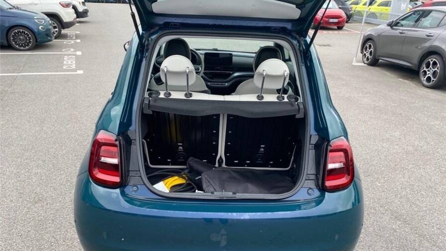 Mandataire Automobile occasion, recherche de Fiat 500-iii-e-118-ch-la-prima - E-Motors