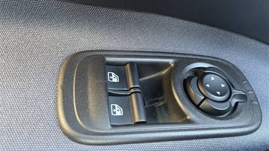 Mandataire Automobile occasion, recherche de Fiat 500-iii-e-118-ch-nouvelle-500 - E-Motors