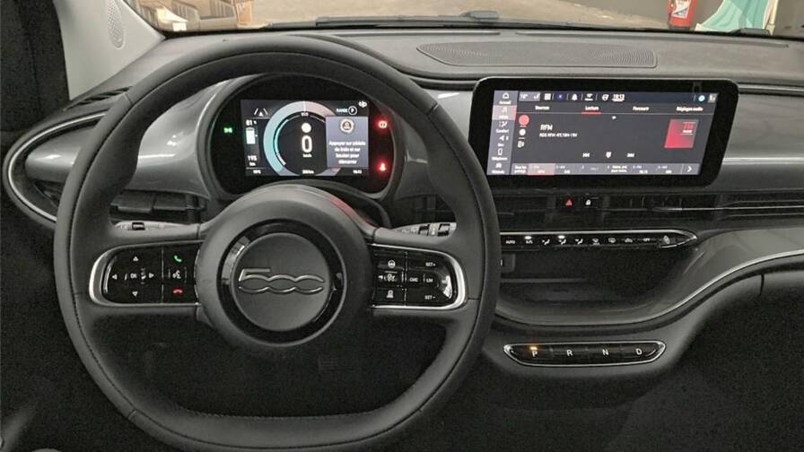 Mandataire Automobile occasion, recherche de Fiat 500-iii-e-118-ch-nouvelle-500 - E-Motors