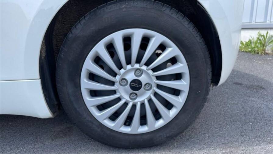 Mandataire Automobile occasion, recherche de Fiat 500-iii-e-95-ch-action - E-Motors