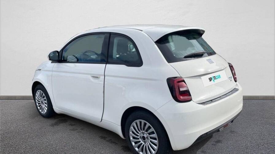 Mandataire Automobile occasion, recherche de Fiat 500-iii-e-95-ch-action - E-Motors