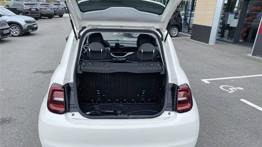 Mandataire Automobile occasion, recherche de Fiat 500-iii-e-95-ch-action - E-Motors