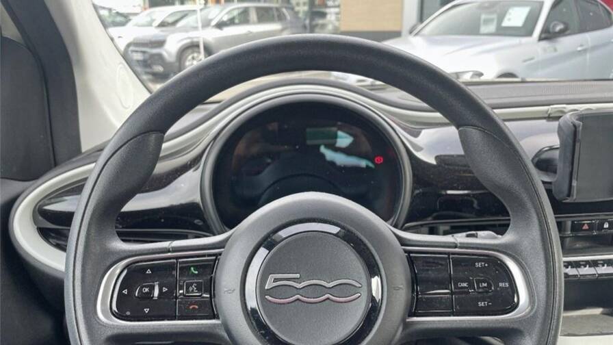 Mandataire Automobile occasion, recherche de Fiat 500-iii-e-95-ch-action - E-Motors