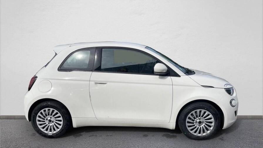 Mandataire Automobile occasion, recherche de Fiat 500-iii-e-95-ch-action - E-Motors