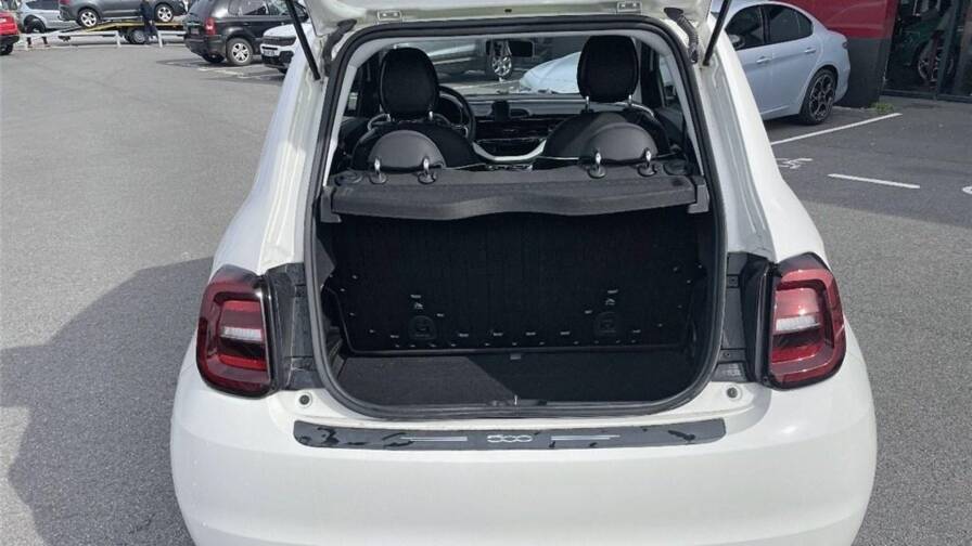 Mandataire Automobile occasion, recherche de Fiat 500-iii-e-95-ch-action - E-Motors