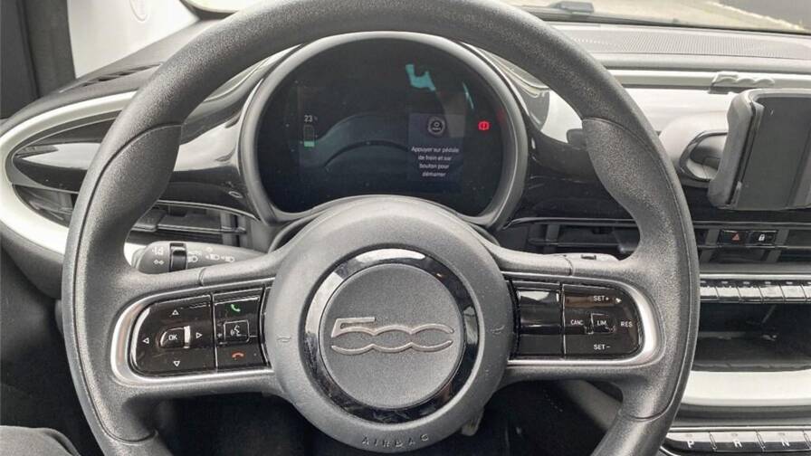 Mandataire Automobile occasion, recherche de Fiat 500-iii-e-95-ch-action - E-Motors