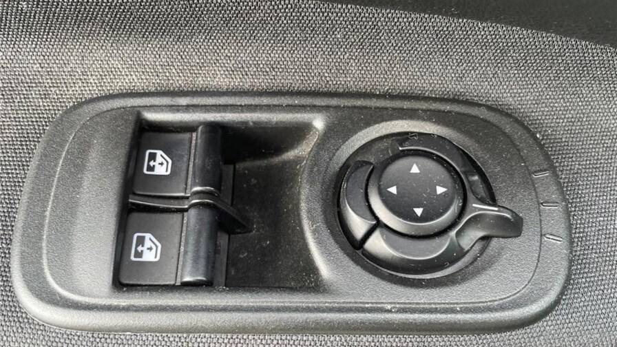 Mandataire Automobile occasion, recherche de Fiat 500-iii-e-95-ch-action - E-Motors