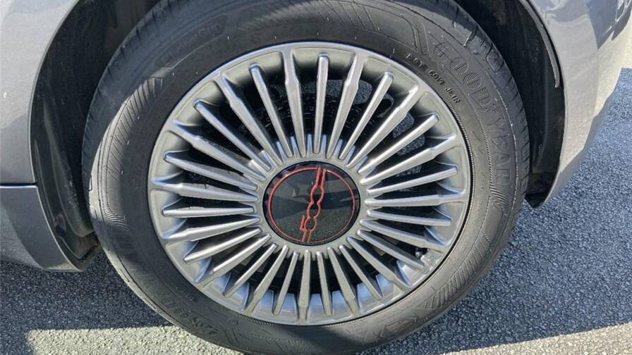 Mandataire Automobile occasion, recherche de Fiat 500-iii-e-95-ch-red - E-Motors