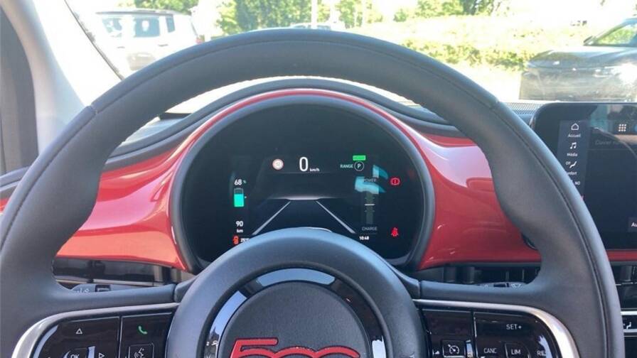 Mandataire Automobile occasion, recherche de Fiat 500-iii-e-95-ch-red - E-Motors