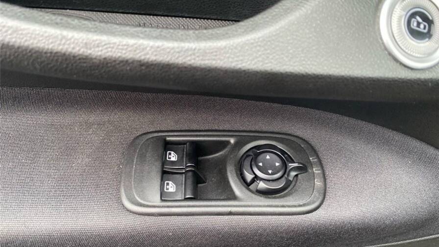 Mandataire Automobile occasion, recherche de Fiat 500-iii-e-95-ch-red - E-Motors