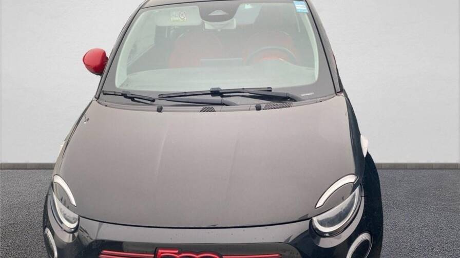 Mandataire Automobile occasion, recherche de Fiat 500-iii-e-95-ch-red - E-Motors