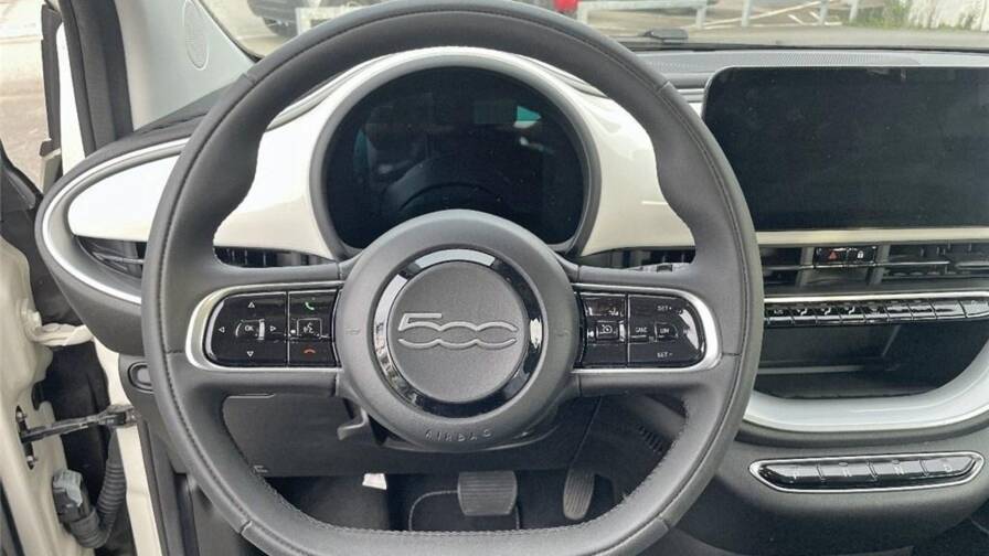 Mandataire Automobile occasion, recherche de Fiat 500e-berline-e-118-ch-icone - E-Motors