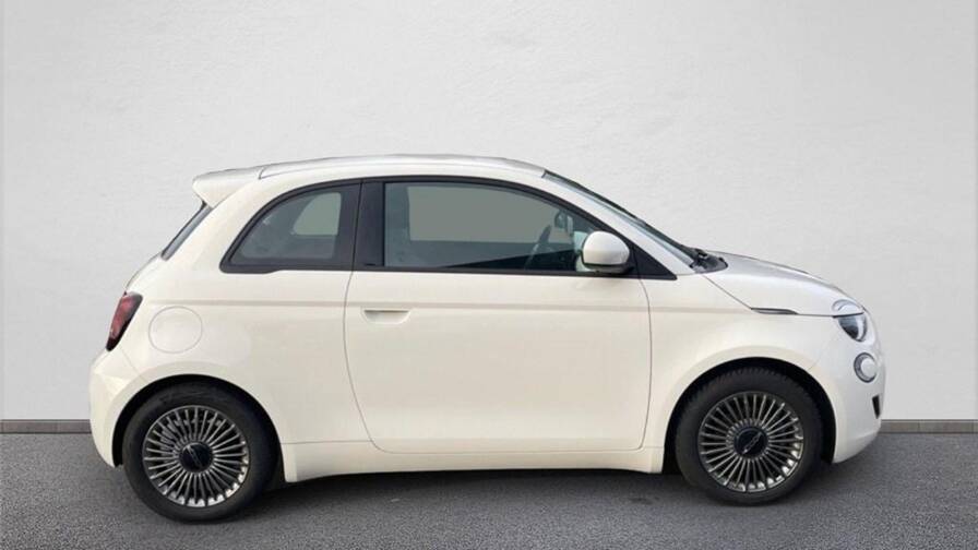 Mandataire Automobile occasion, recherche de Fiat 500e-berline-e-118-ch-icone - E-Motors