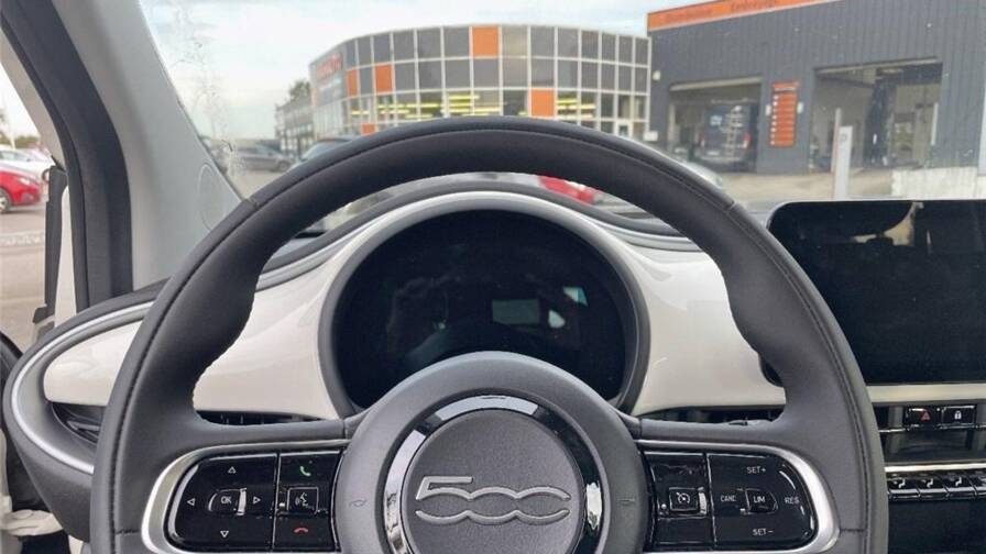 Mandataire Automobile occasion, recherche de Fiat 500e-berline-e-118-ch-icone - E-Motors