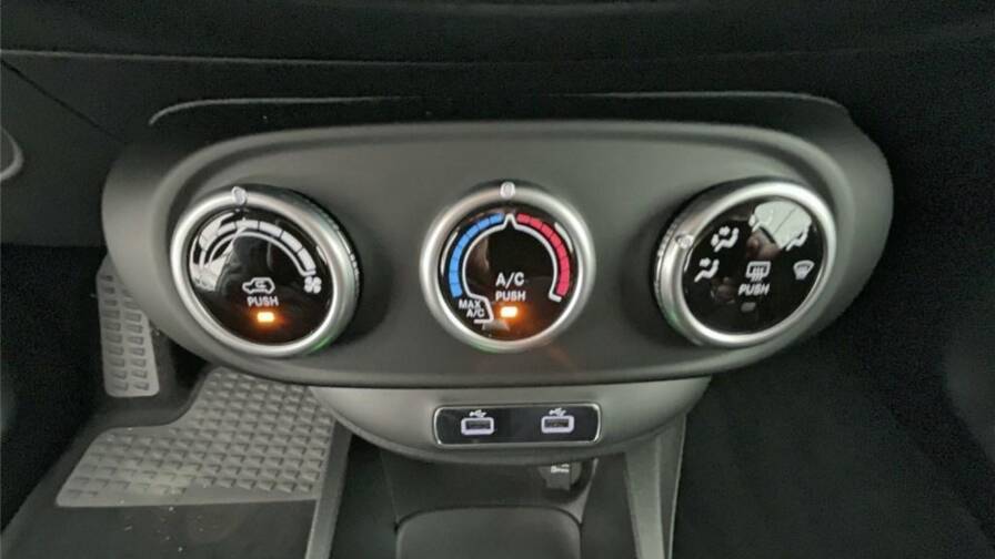 Mandataire Automobile neuf, recherche de Fiat 500x-1-5-firefly-130-ch-s-s-dct7-hybrid-red - E-Motors