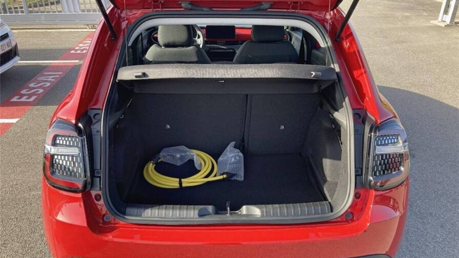 Mandataire Automobile occasion, recherche de Fiat 600-my23-54-kwh-156-ch-red - E-Motors