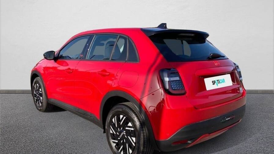 Mandataire Automobile occasion, recherche de Fiat 600-my23-54-kwh-156-ch-red - E-Motors