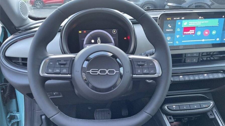 Mandataire Automobile occasion, recherche de Fiat 600e-54-kwh-156-ch-la-prima - E-Motors